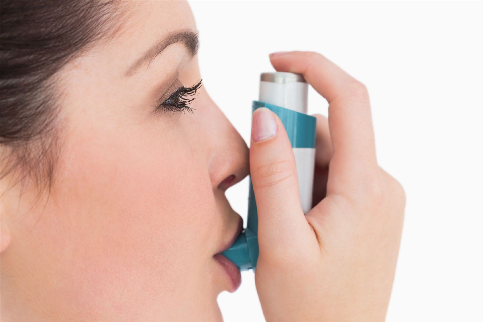 Woman Using Asthma Inhaler Picture And HD Photos | Free Download On Lovepik